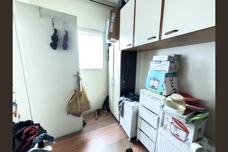 Apartamento à venda com 131m², 3 quartos e 1 vaga Apartamento à venda com 131m², 3 quartos e 1 vagaQuarto de Serviço