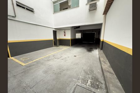 Apartamento à venda com 131m², 3 quartos e 1 vaga Apartamento à venda com 131m², 3 quartos e 1 vagaGaragem