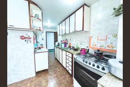 Apartamento à venda com 131m², 3 quartos e 1 vaga Apartamento à venda com 131m², 3 quartos e 1 vagaCozinha