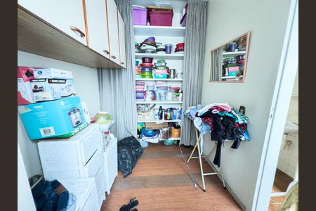 Apartamento à venda com 131m², 3 quartos e 1 vaga Apartamento à venda com 131m², 3 quartos e 1 vagaQuarto de Serviço