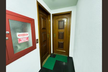 Apartamento à venda com 131m², 3 quartos e 1 vaga Apartamento à venda com 131m², 3 quartos e 1 vagaÁrea comum