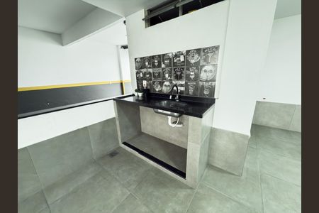 Apartamento à venda com 131m², 3 quartos e 1 vaga Apartamento à venda com 131m², 3 quartos e 1 vagaÁrea comum - Salão de festas