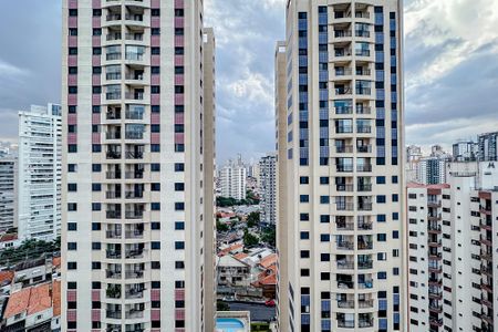 Apartamento para alugar com 134m², 3 quartos e 2 vagasVista da Suíte 2