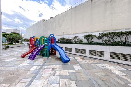 Apartamento para alugar com 134m², 3 quartos e 2 vagasÁrea comum - Playground