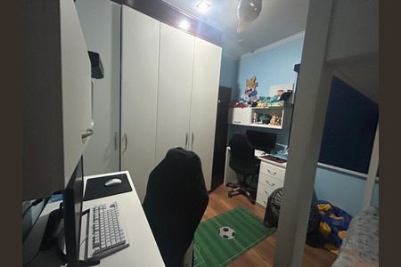 Casa de condomínio à venda com 242m², 5 quartos e 2 vagas Casa de condomínio à venda com 242m², 5 quartos e 2 vagasQuarto 2