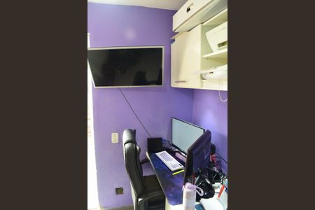 Casa de condomínio à venda com 242m², 5 quartos e 2 vagas Casa de condomínio à venda com 242m², 5 quartos e 2 vagasQuarto 4