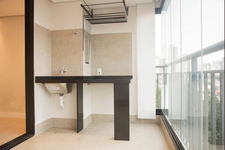 Apartamento à venda com 65m², 2 quartos e 1 vagaÁrea de Serviço