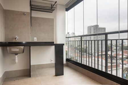 Apartamento à venda com 65m², 2 quartos e 1 vagaVaranda