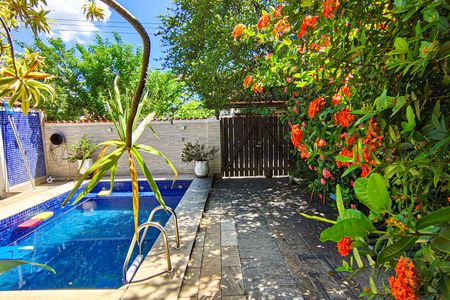 Casa de condomínio à venda com 259m², 4 quartos e 1 vaga Casa de condomínio à venda com 259m², 4 quartos e 1 vagaÁrea comum