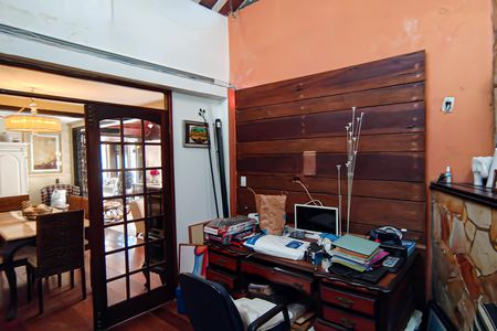 Casa de condomínio à venda com 259m², 4 quartos e 1 vaga Casa de condomínio à venda com 259m², 4 quartos e 1 vagaQuarto 1