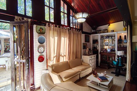 Casa de condomínio à venda com 259m², 4 quartos e 1 vaga Casa de condomínio à venda com 259m², 4 quartos e 1 vagaSala