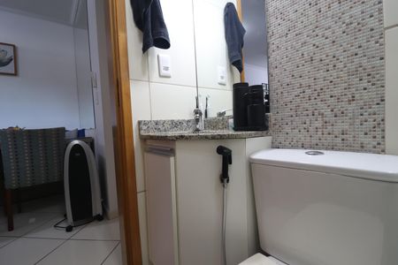 Apartamento à venda com 60m², 2 quartos e 1 vagaBanheiro 2