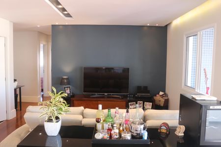 Apartamento à venda com 150m², 3 quartos e 3 vagasSala