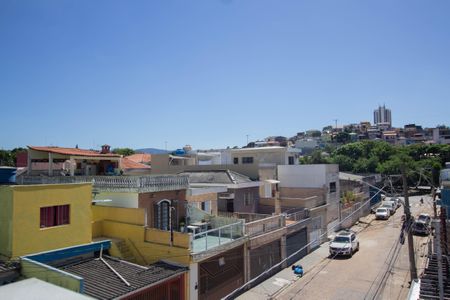 Casa à venda com 271m², 3 quartos e 6 vagas Casa à venda com 271m², 3 quartos e 6 vagasVista da Varanda