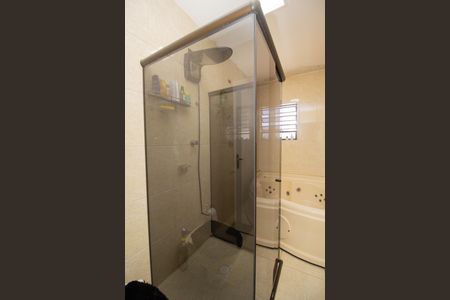 Casa à venda com 271m², 3 quartos e 6 vagas Casa à venda com 271m², 3 quartos e 6 vagasBanheiro da Suíte