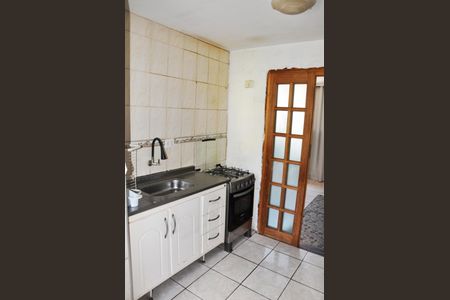 Apartamento à venda com 48m², 2 quartos e 1 vaga Apartamento à venda com 48m², 2 quartos e 1 vagaCozinha e Área de Serviço