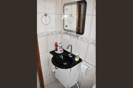 Apartamento à venda com 48m², 2 quartos e 1 vaga Apartamento à venda com 48m², 2 quartos e 1 vagaBanheiro Social