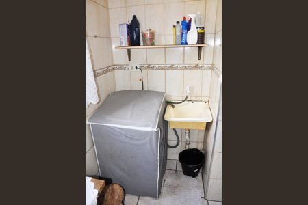 Apartamento à venda com 48m², 2 quartos e 1 vaga Apartamento à venda com 48m², 2 quartos e 1 vagaCozinha e Área de Serviço