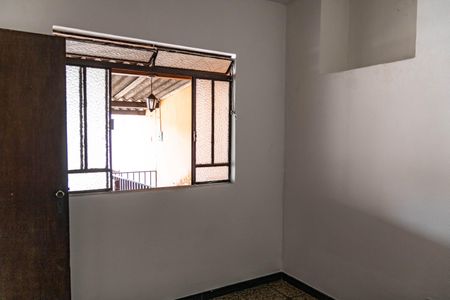 Casa à venda com 240m², 4 quartos e 1 vaga Casa à venda com 240m², 4 quartos e 1 vagaCasa 2 - Quarto
