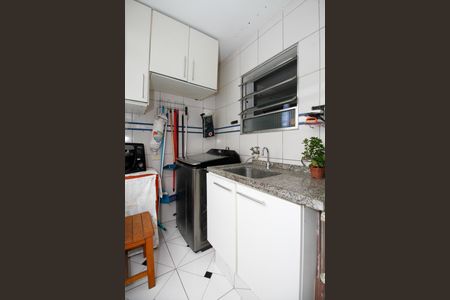 Apartamento à venda com 98m², 3 quartos e 1 vagaÁrea de Serviço