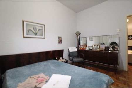 Casa à venda com 200m², 4 quartos e sem vaga Casa à venda com 200m², 4 quartos e sem vagaQuarto 3