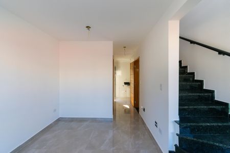 Casa de condomínio à venda com 84m², 2 quartos e 1 vaga Casa de condomínio à venda com 84m², 2 quartos e 1 vagaSala