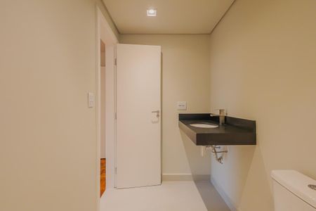 Apartamento à venda com 169m², 3 quartos e 2 vagasBanheiro da Suíte 2