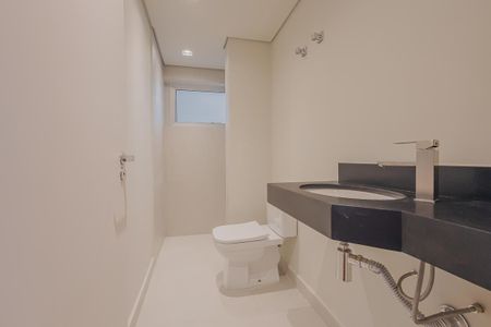 Apartamento à venda com 169m², 3 quartos e 2 vagasBanheiro da Suíte 1