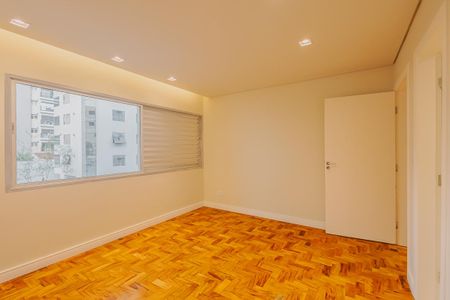 Apartamento à venda com 169m², 3 quartos e 2 vagasSuíte 2