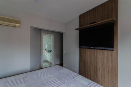 Apartamento à venda com 245m², 4 quartos e 4 vagas Apartamento à venda com 245m², 4 quartos e 4 vagasSuíte 3