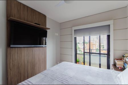 Apartamento à venda com 245m², 4 quartos e 4 vagas Apartamento à venda com 245m², 4 quartos e 4 vagasSuíte 3