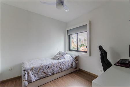 Apartamento à venda com 245m², 4 quartos e 4 vagas Apartamento à venda com 245m², 4 quartos e 4 vagasSuíte 2