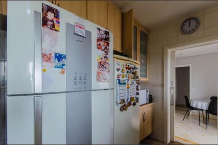 Apartamento à venda com 245m², 4 quartos e 4 vagas Apartamento à venda com 245m², 4 quartos e 4 vagasCozinha