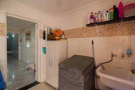 Casa à venda com 136m², 3 quartos e 1 vaga Casa à venda com 136m², 3 quartos e 1 vagaÁrea de Serviço