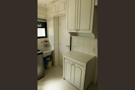 Apartamento à venda com 147m², 4 quartos e 3 vagas Apartamento à venda com 147m², 4 quartos e 3 vagasÁrea de Serviço