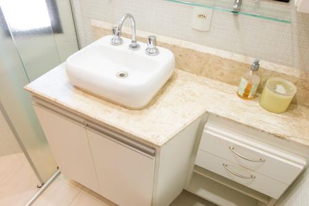 Apartamento à venda com 147m², 4 quartos e 3 vagas Apartamento à venda com 147m², 4 quartos e 3 vagasBanheiro do Quarto 4