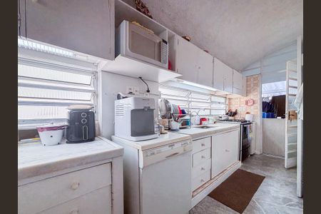 Casa à venda com 207m², 4 quartos e 2 vagas