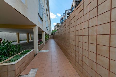 Apartamento à venda com 92m², 3 quartos e 1 vaga Apartamento à venda com 92m², 3 quartos e 1 vagaEntrada