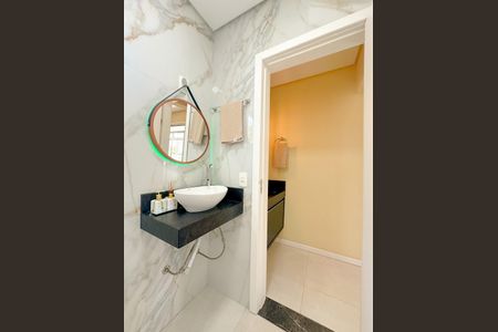 Casa de condomínio para alugar com 200m², 3 quartos e 3 vagasLavabo