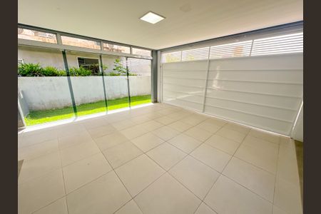 Casa de condomínio para alugar com 200m², 3 quartos e 3 vagasGaragem