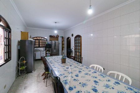 Casa à venda com 209m², 3 quartos e 3 vagas Casa à venda com 209m², 3 quartos e 3 vagasCozinha