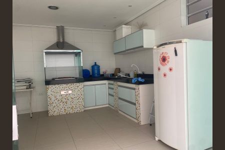 Casa à venda com 290m², 4 quartos e 5 vagas Casa à venda com 290m², 4 quartos e 5 vagasEspaço Gourmet