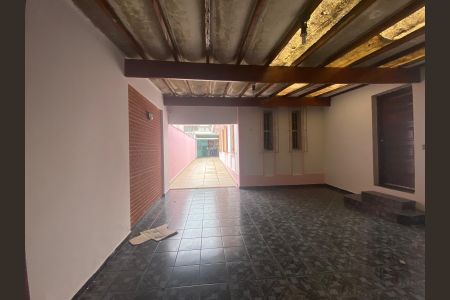 Casa à venda com 290m², 4 quartos e 5 vagas Casa à venda com 290m², 4 quartos e 5 vagasGaragem