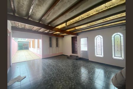 Casa à venda com 290m², 4 quartos e 5 vagas Casa à venda com 290m², 4 quartos e 5 vagasGaragem