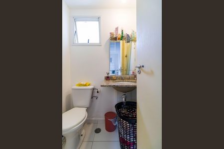 Apartamento à venda com 56m², 2 quartos e 1 vaga Apartamento à venda com 56m², 2 quartos e 1 vagaBanheiro