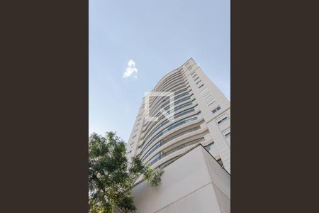 Apartamento à venda com 103m², 3 quartos e 2 vagas Apartamento à venda com 103m², 3 quartos e 2 vagasFachada
