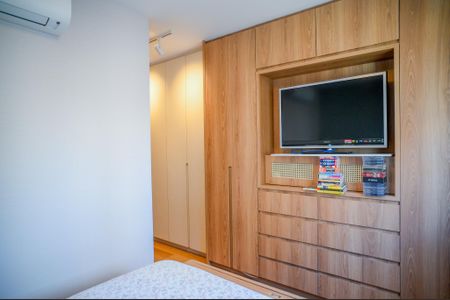 Apartamento à venda com 103m², 3 quartos e 2 vagas Apartamento à venda com 103m², 3 quartos e 2 vagasQuarto 2