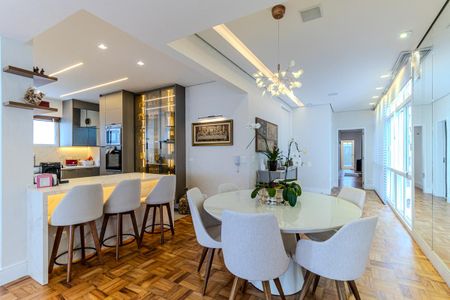 Apartamento à venda com 220m², 3 quartos e 2 vagasCozinha