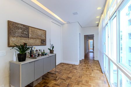 Apartamento à venda com 220m², 3 quartos e 2 vagasCorredor de Entrada