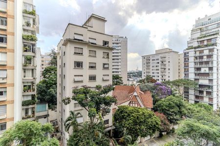 Apartamento à venda com 220m², 3 quartos e 2 vagasVista